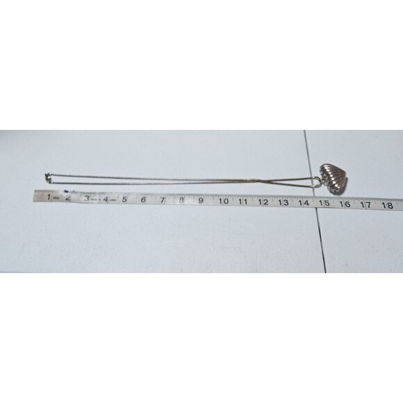 Vintage Two Tone Ribbed Heart Pendant Necklace Snake Chain Valentines Day Gift - Picture 6 of 7